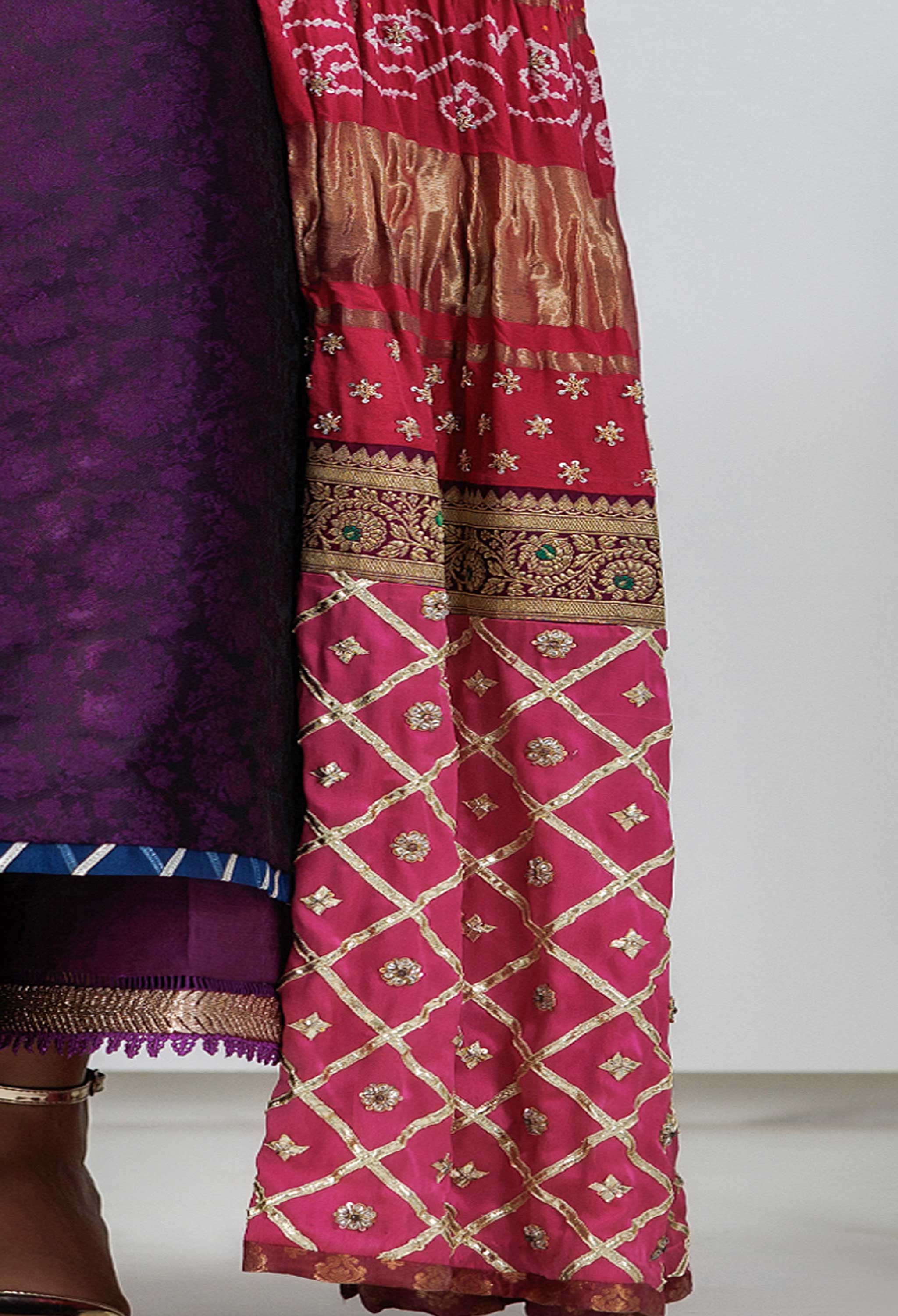 Chundari Dupatta With Gota Work Pallus