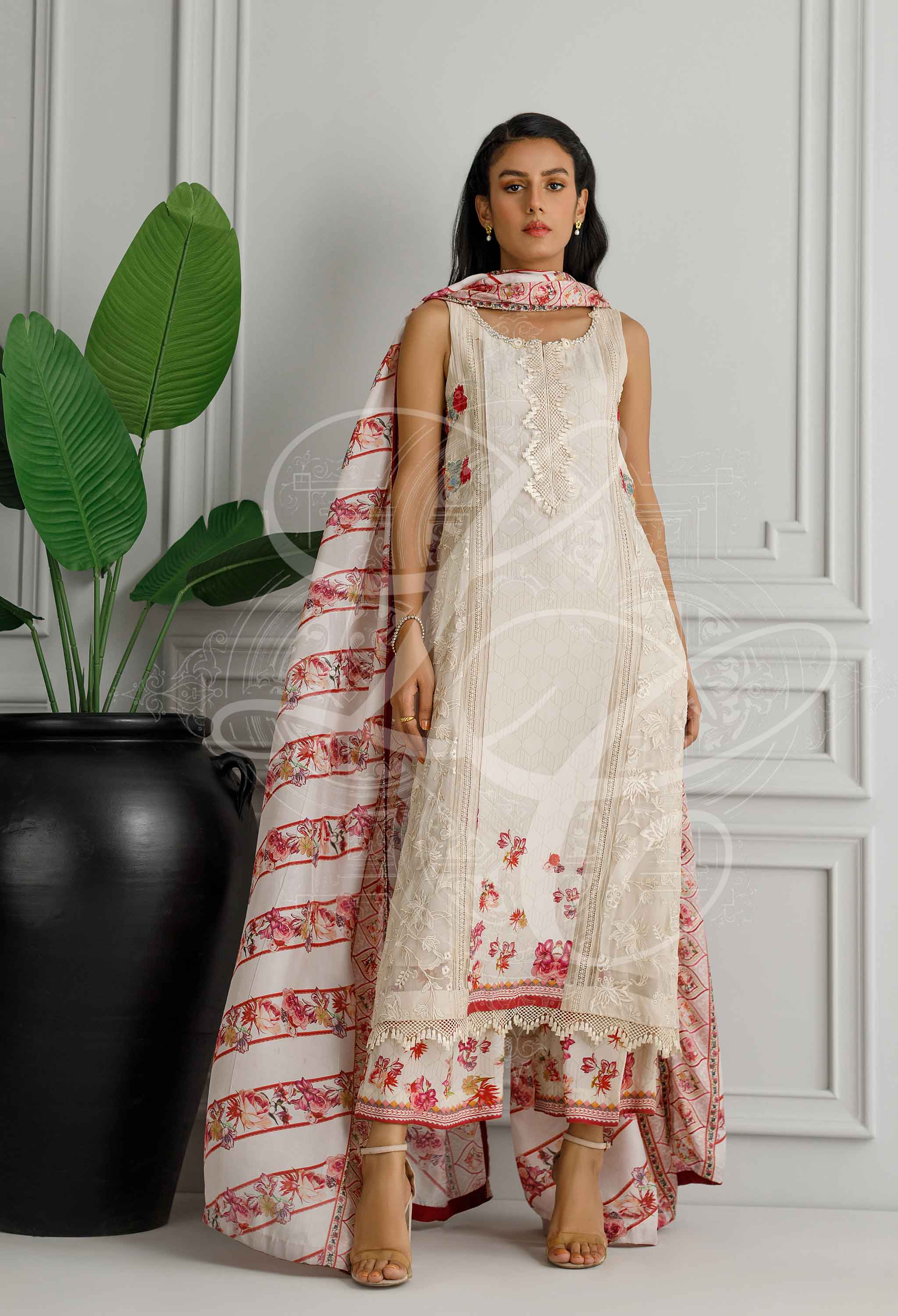 Beige printed and embroidered set