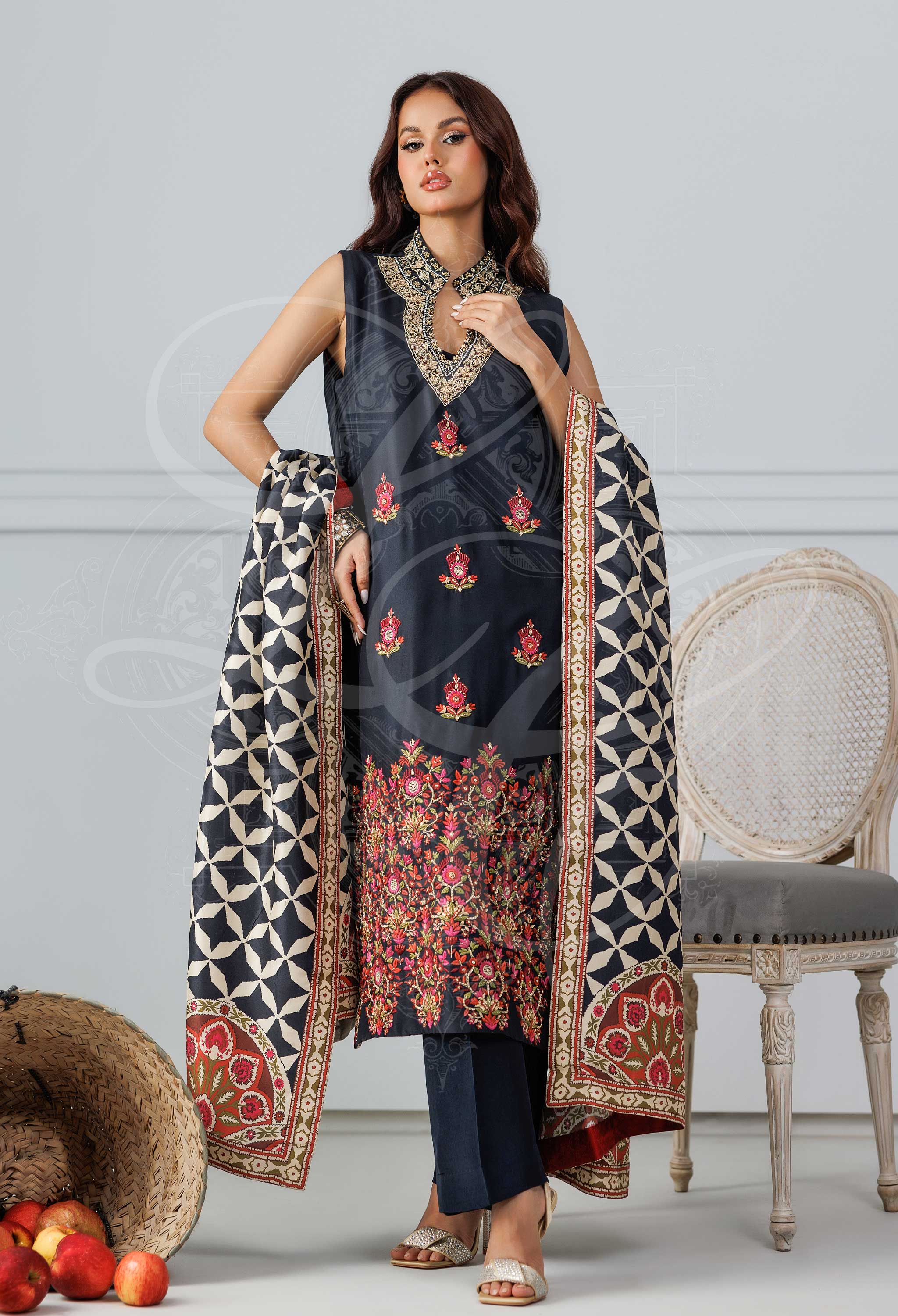 Black Ari Work Kameez With Pants