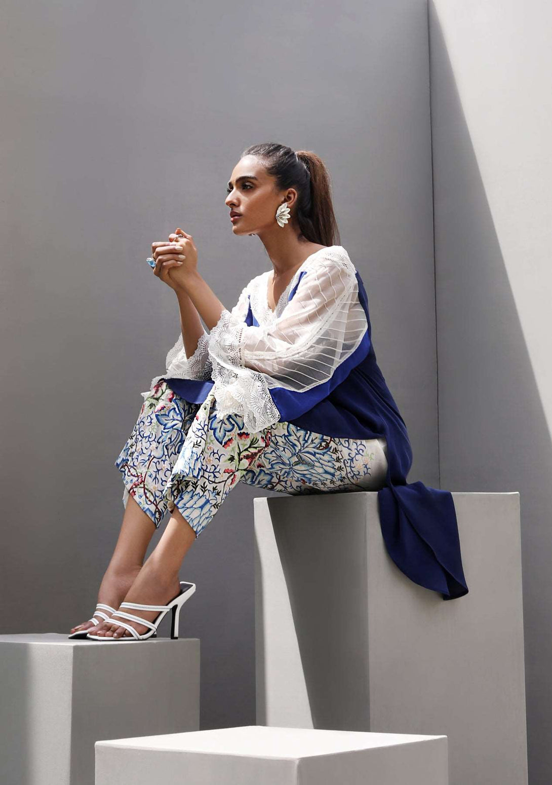 Pleated boxy shirt with embroidered pants